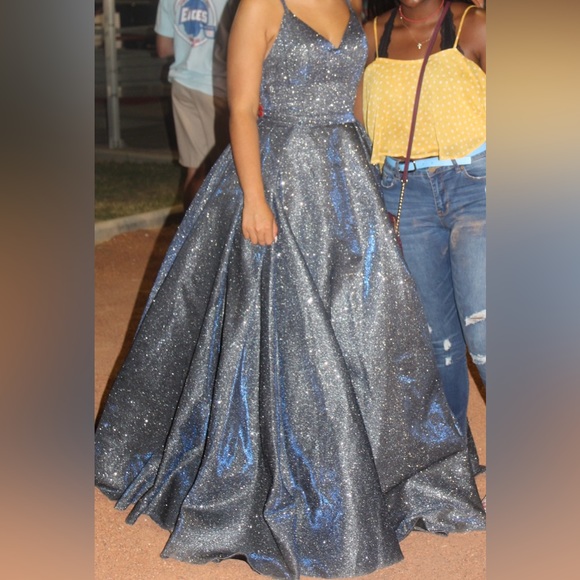 Sherri Hill Dresses & Skirts - Sherri Hill size 4